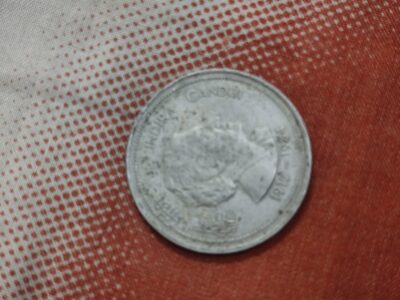 5 rs indira gandhi and 2 rs indian flag with 1999 year